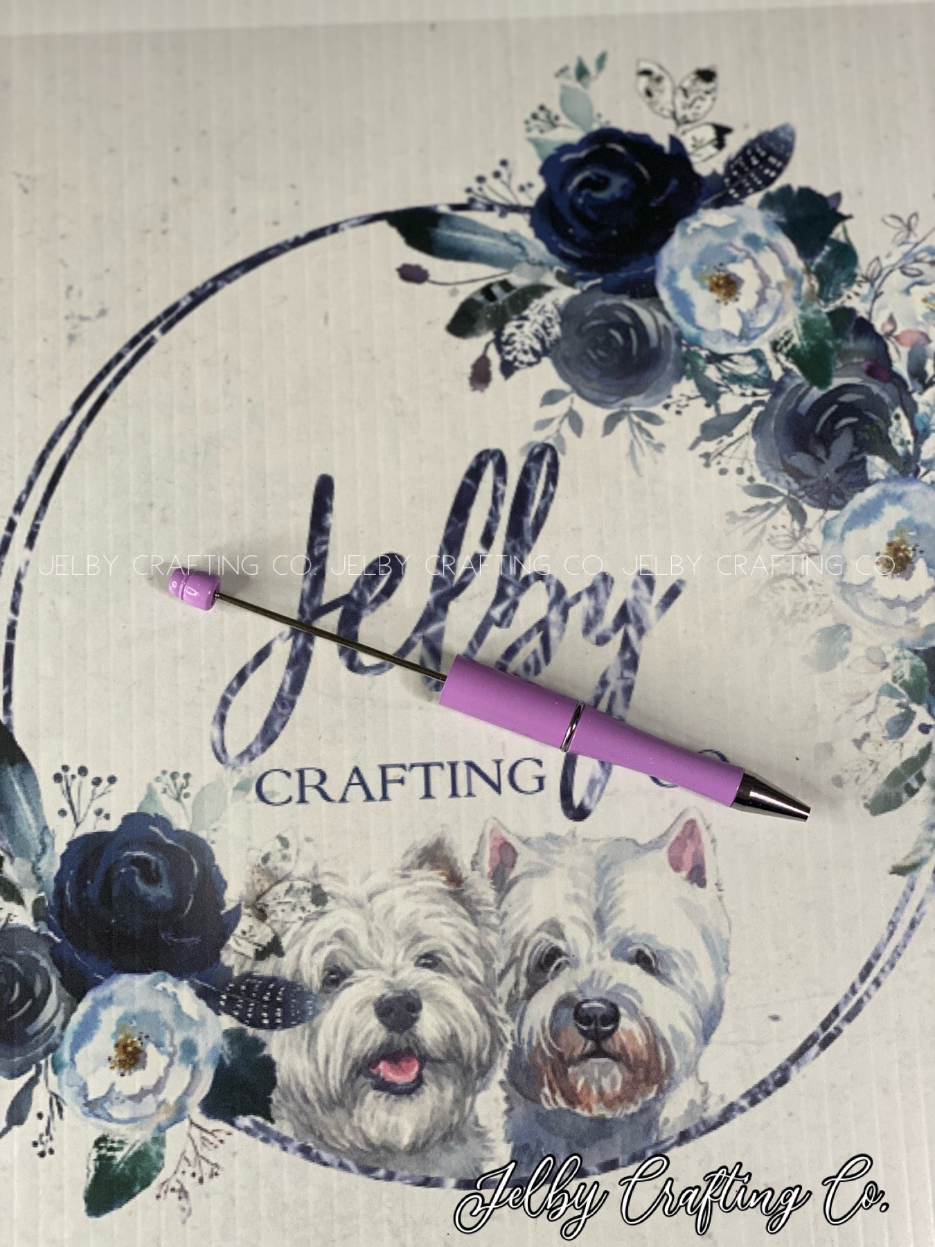 Beadable plastic pen