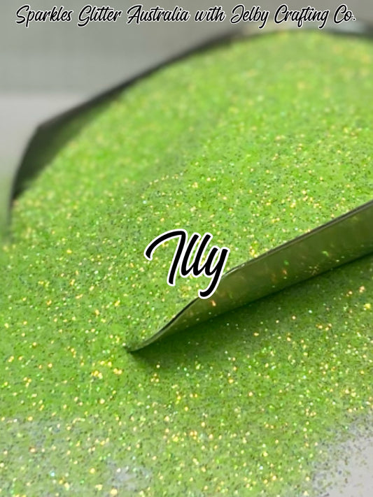 Illy | Green Iridescent Fine Cut Glitter